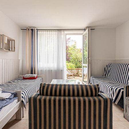 Nadmorskie Pokoje Super Lokalizacja Apartman Kołobrzeg Kültér fotó